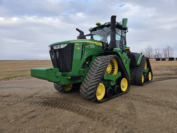 2022 John Deere 9RX 590 Tractor Rubber Track