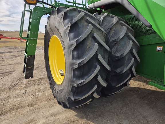 2025 John Deere S7 800 Combine