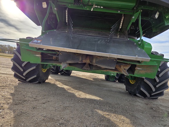 2025 John Deere S7 800 Combine