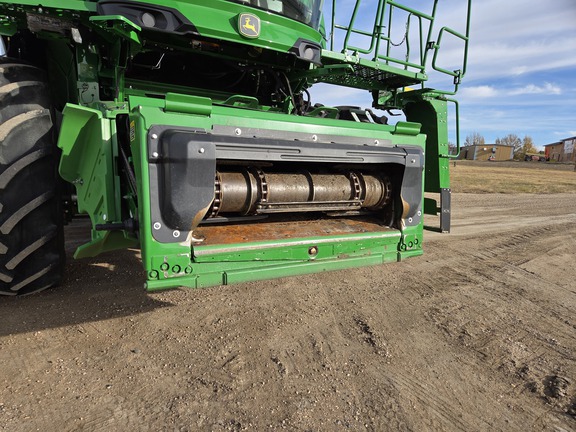 2025 John Deere S7 800 Combine