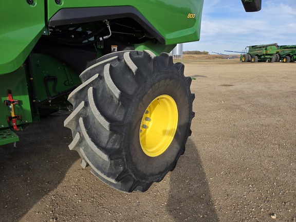 2025 John Deere S7 800 Combine