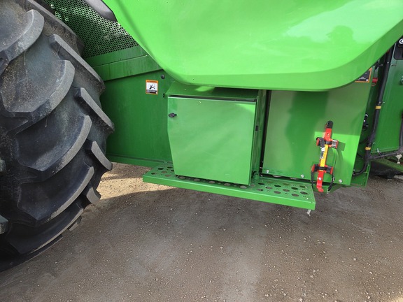 2025 John Deere S7 800 Combine