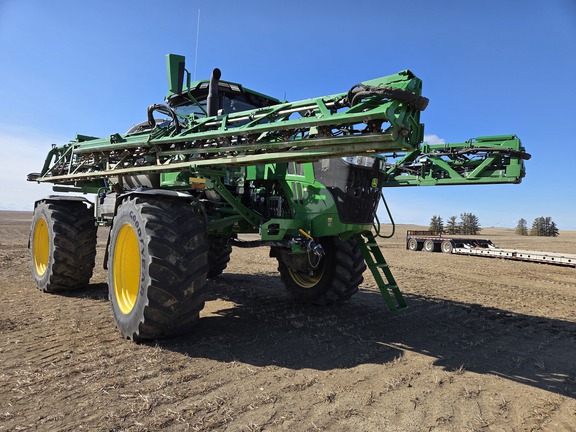 2023 John Deere 616R Sprayer/High Clearance