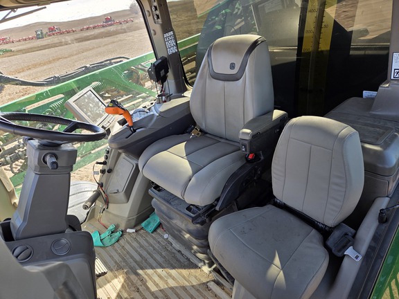 2023 John Deere 616R Sprayer/High Clearance