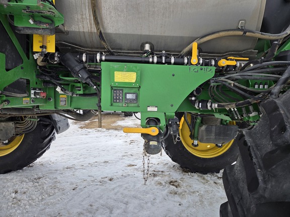 2023 John Deere 616R Sprayer/High Clearance