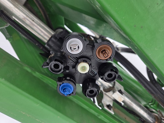 2024 John Deere 616R Sprayer/High Clearance