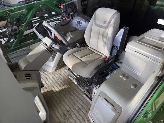 2024 John Deere 616R Sprayer/High Clearance