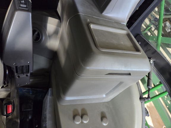 2024 John Deere 616R Sprayer/High Clearance