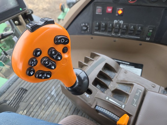 2013 John Deere 4830 Sprayer/High Clearance