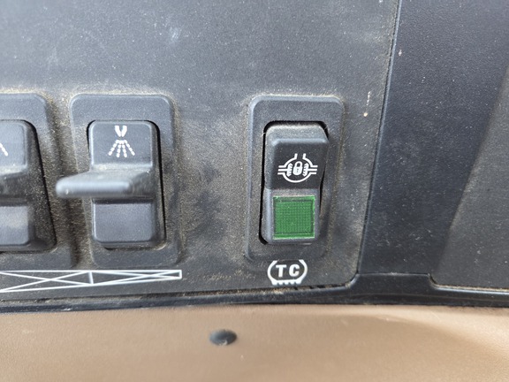 2013 John Deere 4830 Sprayer/High Clearance