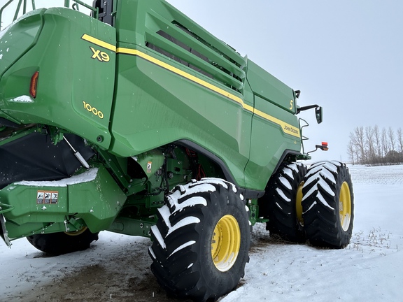 2024 John Deere X9 1000 Combine