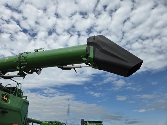 2024 John Deere X9 1000 Combine