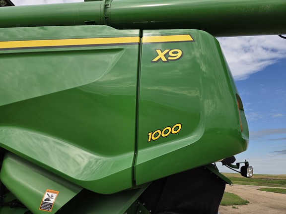 2024 John Deere X9 1000 Combine