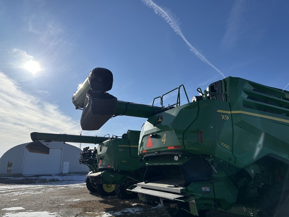 2024 John Deere X9 1000 Combine