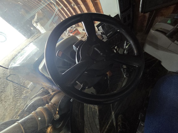 2009 New Holland T9050 Tractor 4WD