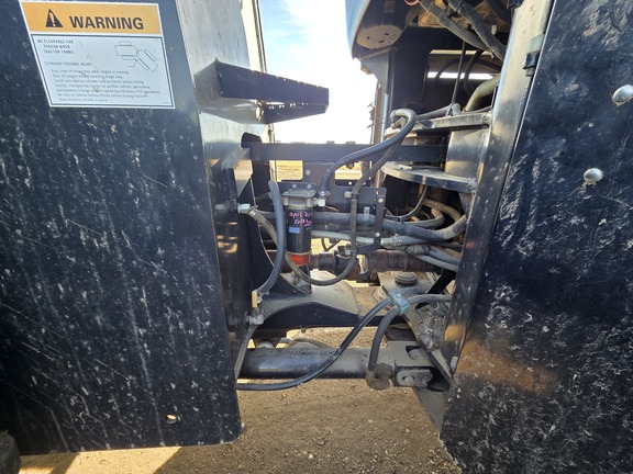 2009 New Holland T9050 Tractor 4WD