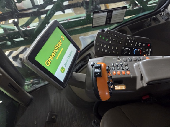 2015 John Deere R4045 Sprayer/High Clearance