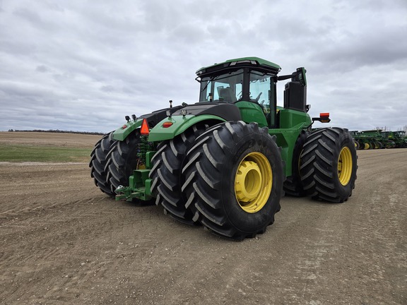 2023 John Deere 9R 590 Tractor 4WD