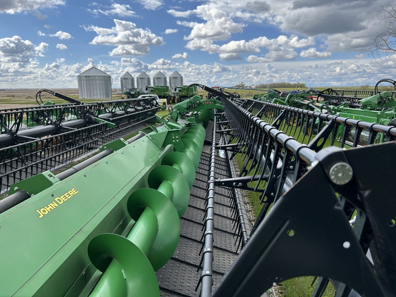 2024 John Deere HD50F Header Combine