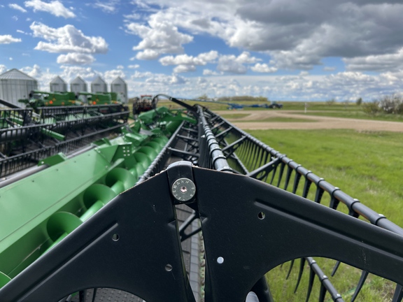 2024 John Deere HD50F Header Combine