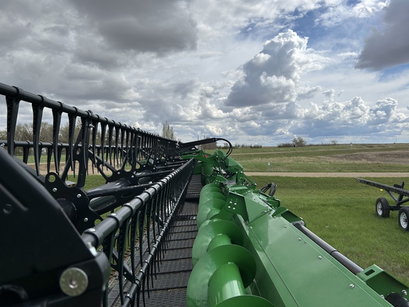 2025 John Deere HDF 45 Header Combine
