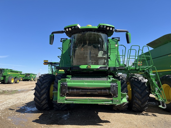 2024 John Deere X9 1000 Combine