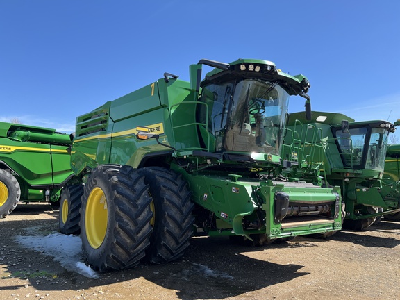 2024 John Deere X9 1000 Combine