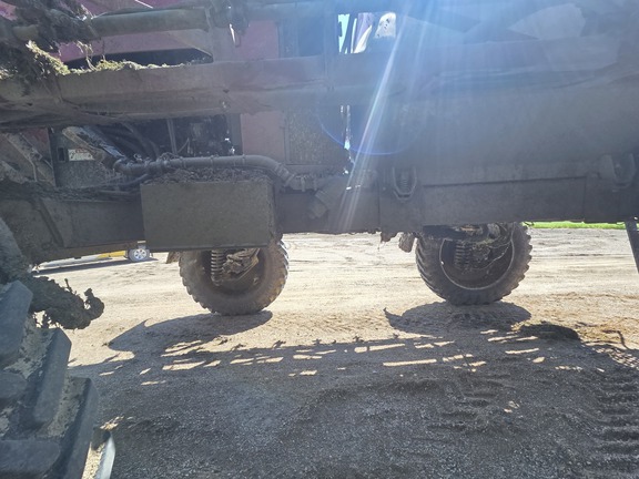 2014 Case IH 4430 Sprayer/High Clearance