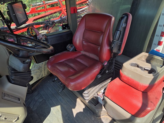 2014 Case IH 4430 Sprayer/High Clearance