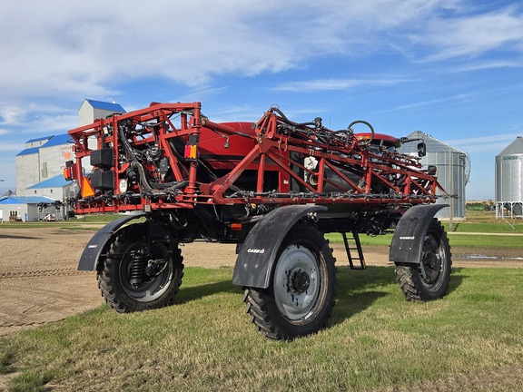 2014 Case IH 4430 Sprayer/High Clearance