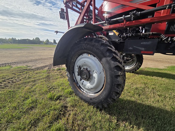2014 Case IH 4430 Sprayer/High Clearance