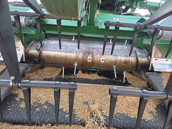 2020 John Deere 745FD Header Combine