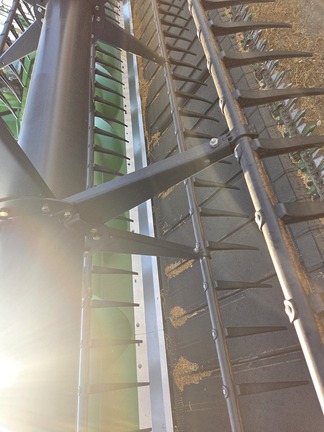 2020 John Deere 745FD Header Combine