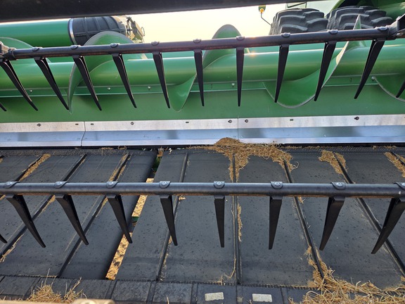 2020 John Deere 745FD Header Combine