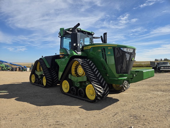2025 John Deere 9RX 590 Tractor Rubber Track