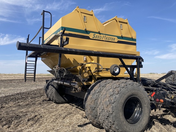 2005 Seed Master 60-11 SXG600 Air Seeder