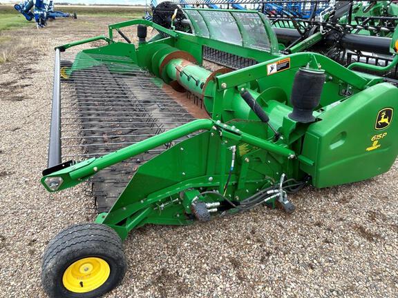 2014 John Deere 615P Header Combine