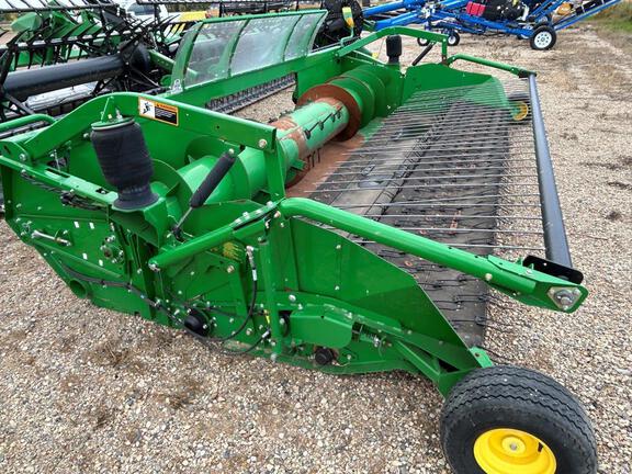 2014 John Deere 615P Header Combine