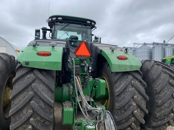 2021 John Deere 9520R Tractor 4WD