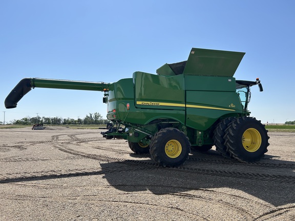 2018 John Deere S790 Combine