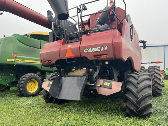 2014 Case IH 8230 Combine