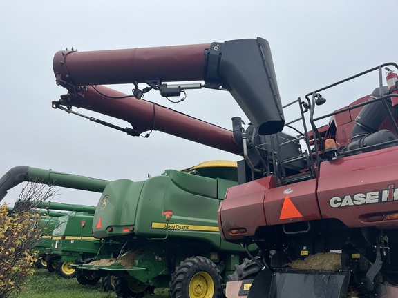 2014 Case IH 8230 Combine