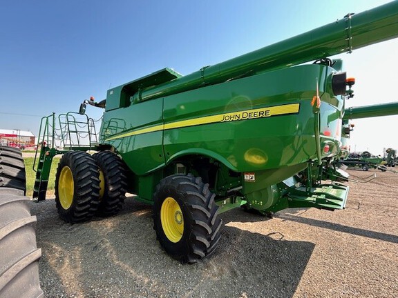 2019 John Deere S770 Combine