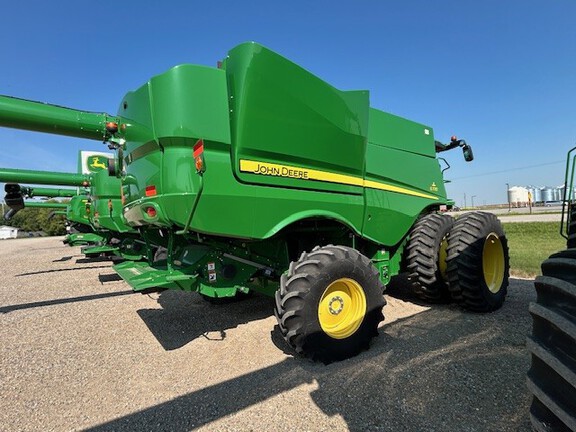2019 John Deere S770 Combine