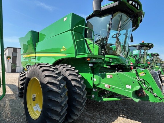 2019 John Deere S770 Combine