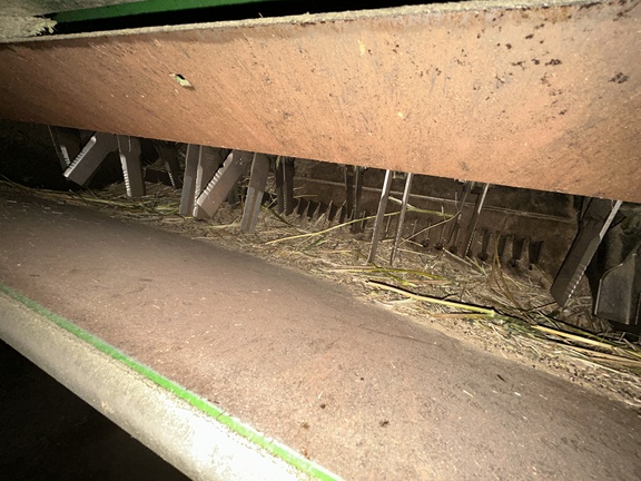 2017 John Deere S670 Combine