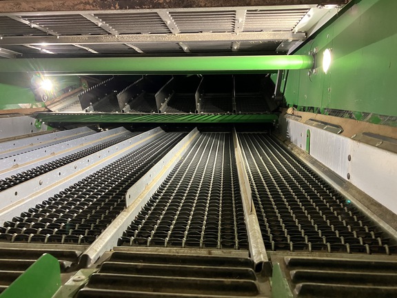 2023 John Deere X9 1000 Combine