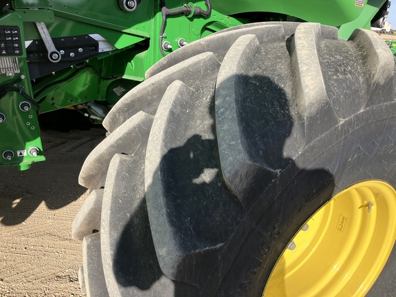 2023 John Deere X9 1000 Combine