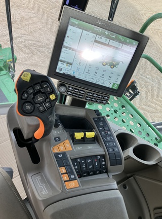 2023 John Deere X9 1000 Combine