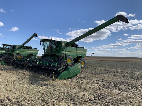 2018 John Deere S790 Combine